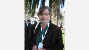 Il Gruppo Romeo compra l'Unità e ne prepara il rilancio.  A Piero Sansonetti la guida del giornale