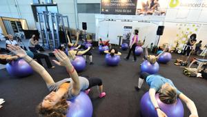 RiminiWellness, kermesse di Italian Exhibition Group, propone attività carattere olistico per avvicinare i visitatori al benessere nella vita, oltre che nello sport