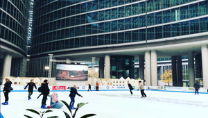 Boom di presenze a Palazzo Lombardia per belvedere e pista ghiaccio: oltre 20mila persone hanno preso parte alle iniziative Natalizie