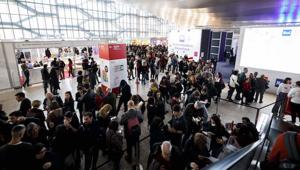 Più libri più liberi taglia il traguardo e arriva in porto. Straordinario risultato per l’edizione 2022 della Fiera. Affluenza record, sale strapiene e vendite in crescita per gli editori