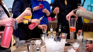 Planetaria Hotels lancia un nuovo format per il settore Mice: MasterBartender per team building