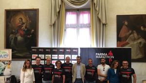 Il nero e il rosso di Macron colorano la seconda Parma Marathon