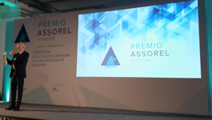21° Premio Assorel: 1° Premio Assoluto per la Migliore Campagna di Comunicazione P.R. a IKEA Italia con '#PerUnaGiustaCasa'. 12° Premio alla Carriera a Paolo Gentiloni