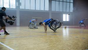 Mediobanca, CheBanca! e Compass sostengono i valori dello sport paralimpico con il progetto #Oltre. La campagna è di DLV BBDO