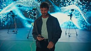 Pulsee Luce e Gas: Stefano De Martino racconta l'Energimetro e il valore del controllo sui consumi. Firma GB22