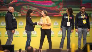 Merlo conquista 10 premi al Bea 2018, compreso l’argento Best Event Award. L’oro per il ‘miglior Roadshow’ celebrato anche dalla sindaca Raggi, che consegna l’Elefantino sul palco del Villaggio Coldiretti di Roma