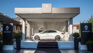 Renault trasforma un'auto in camera d'albergo con il progetto Suite Mégane Grand Coupé firmato Publicis Italia. In arrivo campagna di gamma