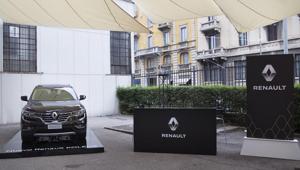 Il Nuovo Renault Koleos debutta alla cena di gala della Camera di Commercio Francese. Firma Apload