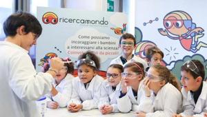 Il progetto 'ricercamondo' di Henkel diventa itinerante e attraversa l’Italia da Sud a Nord