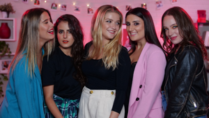 Rimmel invita a esprimersi attaverso il make up con la campagna #rimmelyouredges