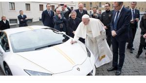 Automobili Lamborghini dona a Papa Francesco una Huracán personalizzata che andrà all’asta per beneficenza