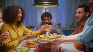 È firmato Milk adv il debutto TV di Roberto Alimentare