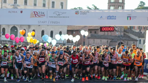 In 4000 (+40% sul 2021) alla Rome 21K Ford Mustang-E: una festa dello sport per runners, famiglie e 'camminatori'