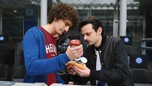 Heinz con DUDE diventa protagonista alla Festa Scudetto dell'Inter con il cibo da stadio. Protagonista Fabio Rovazzi