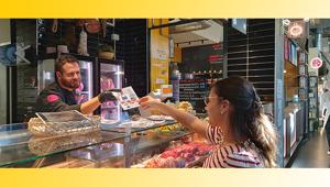 Macellai di tutta Italia unitevi! Da Milano a Palermo, i salumieri trasformano le botteghe in aule per le “lezioni di gusto”