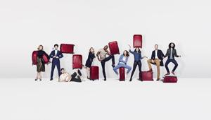 Samsonite ancia la campagna globale 2017 'For the Serious Traveller' con The Full Service e il fotografo RANKIN