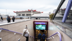 Mediamond amplia l’offerta DOOH con i nuovi ingressi digitali della metro M5 per un’esperienza urbana immersiva
