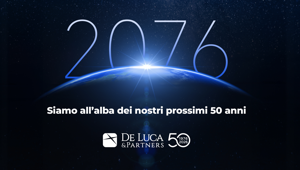 Melismelis firma la campagna per i 50 anni di De Luca & Partners