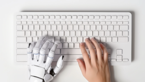 Scrittura AI: nel 2025 superata la produzione umana secondo l'analisi di ARK Invest