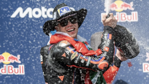 Ascolti top per i trionfi azzurri in F1, Motogp e Tennis nella casa dello sport di Sky: oltre 824 mila spettatori per il trionfo di Antonelli a Suzuka, in 772 mila per la vittoria di Bezzecchi ad Austin e 752 mila per il successo di Sinner al Miami Open