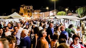 Sicily Food Festival: Cefalù si trasforma in palcoscenico per prodotti 100% siciliani. L'evento è organizzato da Kefood