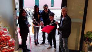 Taglio del nastro per il nuovo Punto Simply di Orbetello