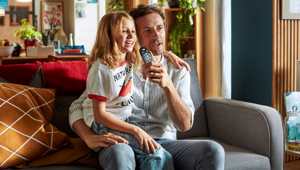 Sky Q è anche con la tua fibra di casa e lo dice con Publicis