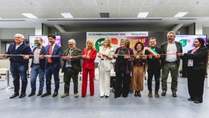 Inaugurate a BolognaFiere le edizioni 2026 di Slow Wine Fair e SANA Food, i due saloni B2B che riuniscono 1.400 espositori del comparto agroalimentare ed enologico