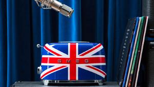 O-One al fianco di Smeg nel lancio di Union Jack, il nuovo tostapane dallo stile british