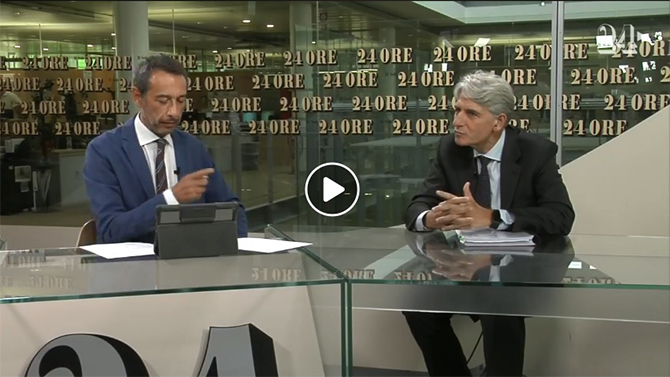 Il Gruppo 24 Ore si mobilita per il debutto dell'e-fattura con iniziative su carta, web, social e radio. A supporto, una campagna firmata Simonetti Studio