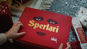 Mina al fianco di Sperlari nella campagna natalizia "Storie dolci, più la tua" firmata SUNTIMES. Pianificazione media a cura di Mediaplus