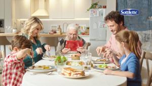 La nonnina di Sottilette diventa social con Katia Follesa e JWT