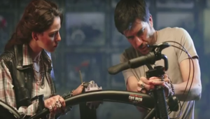 Red Cell dice in tv che 'una bici così o te la fai tu o te la regala Unieuro'