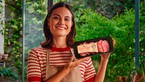 Aia protagonista in comunicazione con il nuovo format 'La ricetta della gioia' firmato Armando Testa. Debutta in TV il brand Carne al Fuoco AIA e torna sugli schermi AeQuilibrium
