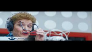 Nasce GrandVision Italy che unisce Avanzi e Optissimo. Oltre 400 negozi e 230 mln di fatturato. Al via lo spot TV con Mara Maionchi e stvDDB. Budget 2017  a +10%