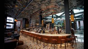 Starbucks apre a Milano. Grande evento in piazza Cordusio per 1200 invitati