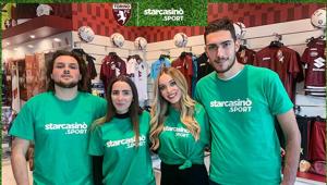 Babbo Natale è arrivato in anticipo al Torino FC Store. Con StarCasinò sport un’esperienza unica e tanti gadget a tre tifosi granata