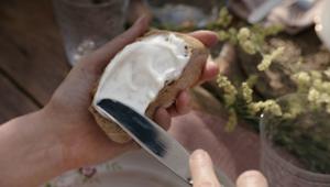 Alla scoperta della semplicità nella nuova campagna dello Stracchino Nonno Nanni firmata Saatchi&Saatchi