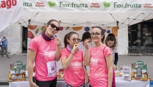 Fiordifrutta di Rigoni di Asiago conferma la partnership con la Strawoman che, dopo, Brescia, Milano, Parma, Bergamo, toccherà Como