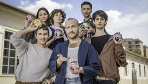 L’Acchiappacolore e Coloreria Italiana rendono i valori del Milano Pride uno spettacolo con il progetto The Colorful Pose