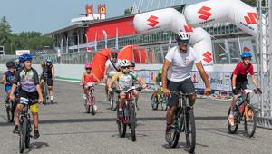 Suzuki Bike Day Junior: pronti per la seconda edizione. Aperte le iscrizioni  per l’appuntamento che si svolgerà l’8 giugno a Imola in concomitanza con il Suzuki Bike Day