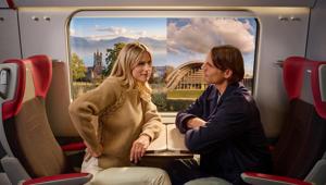 Il nuovo spot della Svizzera con Michelle Hunziker e Yann Sommer promuove i city break autunnali