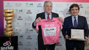 Il Giro d'Italia nominato Ambasciatore della diplomazia dello Sport nel mondo. Antonio Tajani "Simbolo di un Paese che corre"