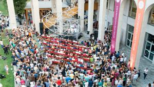 ‘Il Tempo delle Donne’, il festival organizzato da Corriere della Sera e La 27esima Ora, per l'edizione 2018, punta sul tema della 'felicità'
