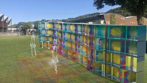The Mall Luxury Outlets celebra la bellezza con "Art Between Us", esperienza multisensoriale tra arte, moda e spettacolo
