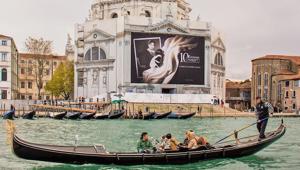 Una serata al Gran Teatro La Fenice di Venezia, eventi, un video, una maxi affissioni e una nuova pubblicazione celebrano i primi dieci anni di The Merchant of Venice