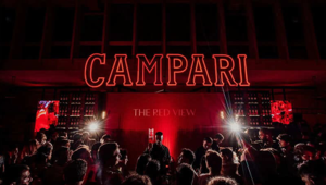 Campari e Milano: la Cittadella degli Archivi diventa il palcoscenico dell'experience "The Red View - Beyond The Surface" Campari e Milano: la Cittadella degli Archivi diventa il palcoscenico dell'experience "The Red View - Beyond The Surface"