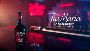 Blackball produce la nuova campagna internazionale per Tia Maria "The Espresso Martini Beat by Tia Maria”