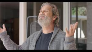 Tiscali torna in tv con il terzo episodio della campagna 'Freedom' per promuovere l'offerta 'J'. Firma Serviceplan Italia