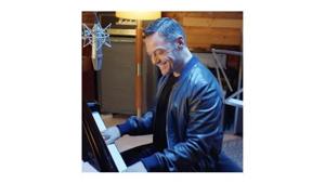 8 marzo: Vodafone festeggia tutte le donne con una dedica speciale di Tiziano Ferro. Creatività di Team Red